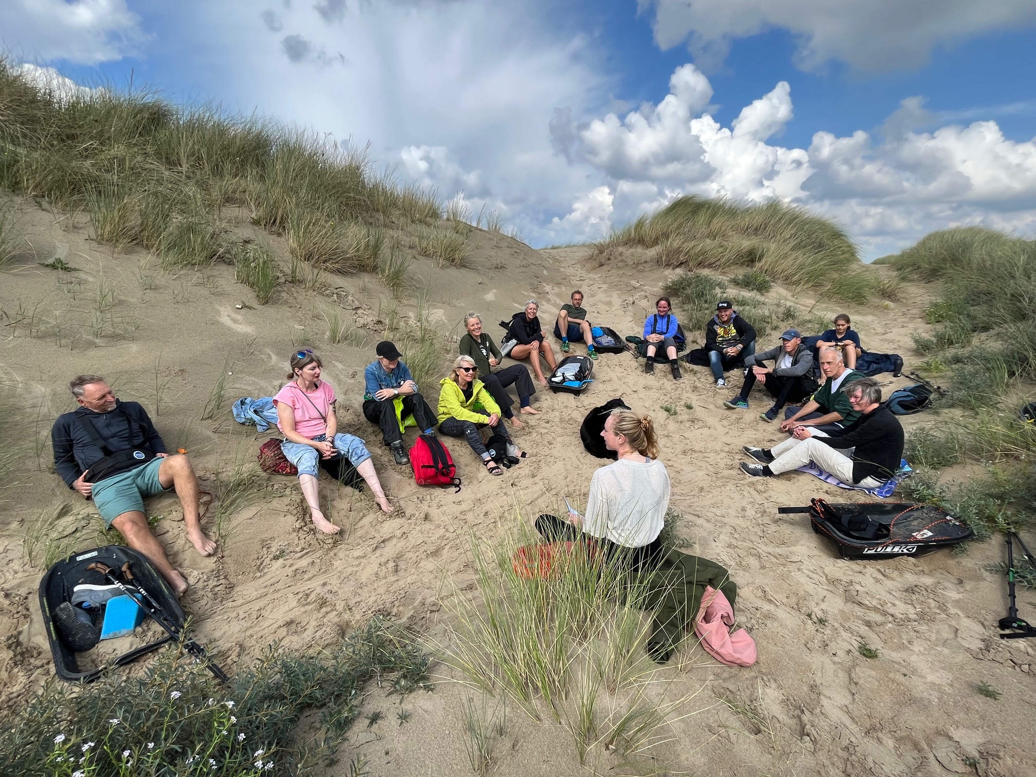 duurzaam bedrijfsuitje strand cleanup